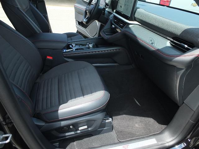 2026 Ford Explorer - $39,976
