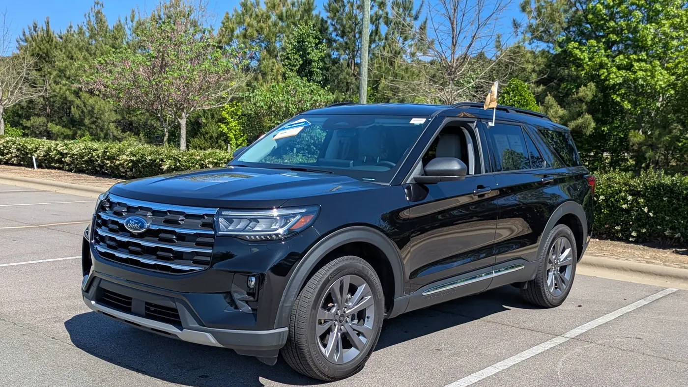 2025 Ford Explorer Active