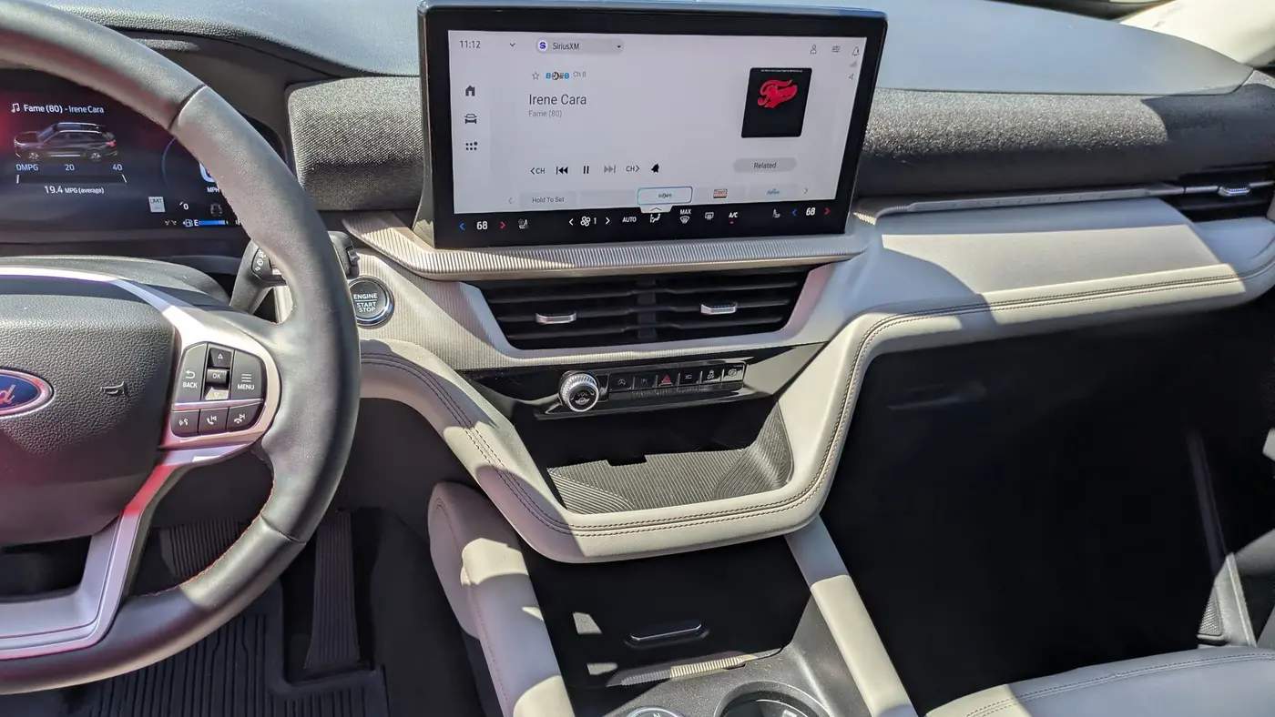 2025 Ford Explorer Active