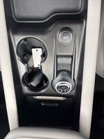 2025 Explorer Thumbnail 29