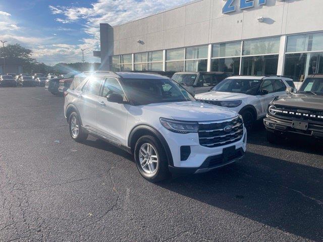 2025 Ford Explorer - $34,995