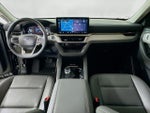 2025 Explorer Thumbnail 3