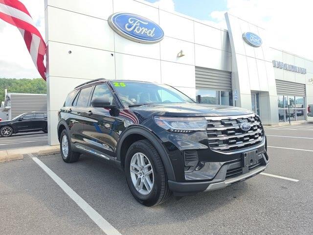 2025 Ford Explorer - $38,000