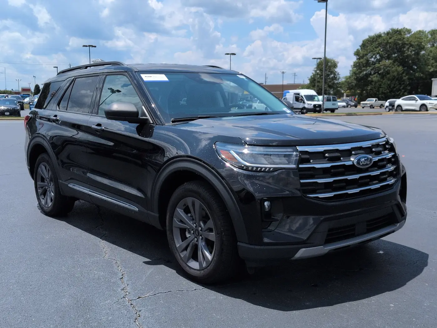 2025 Ford Explorer - $35,995
