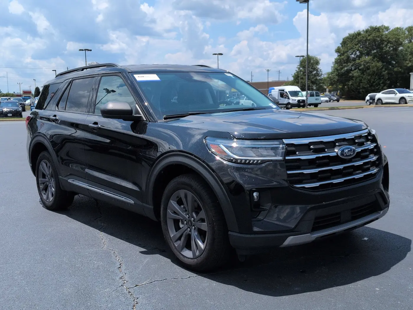 2025 Ford Explorer - $35,995