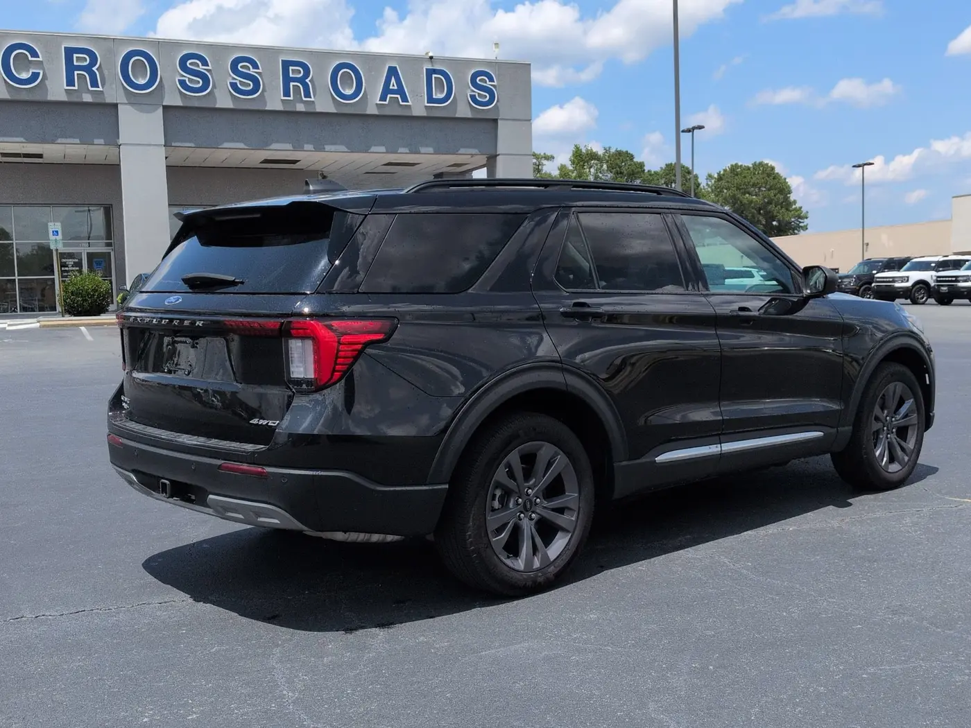 2025 Ford Explorer - $35,995