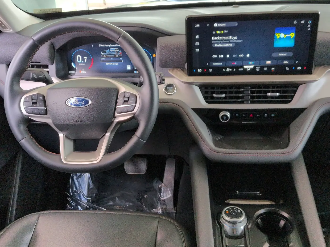 2025 Ford Explorer - $35,995
