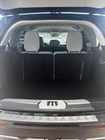 2025 Explorer Thumbnail 9