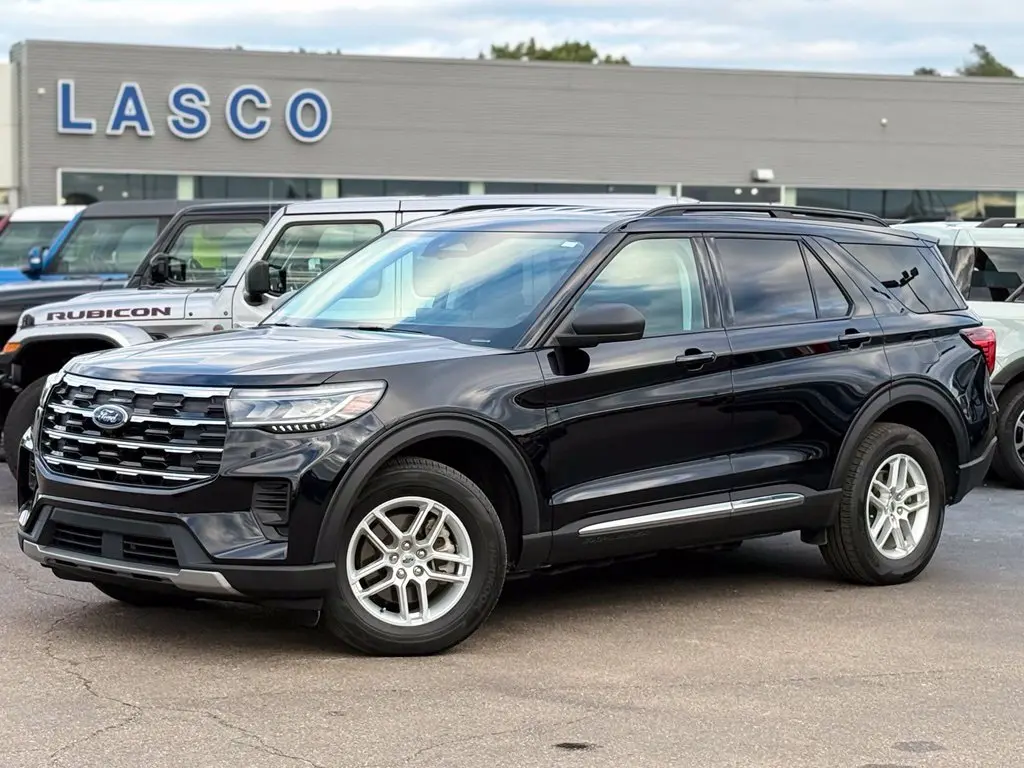 2025 Ford Explorer