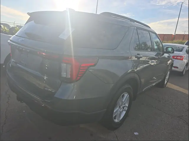 2025 Ford Explorer - $33,862