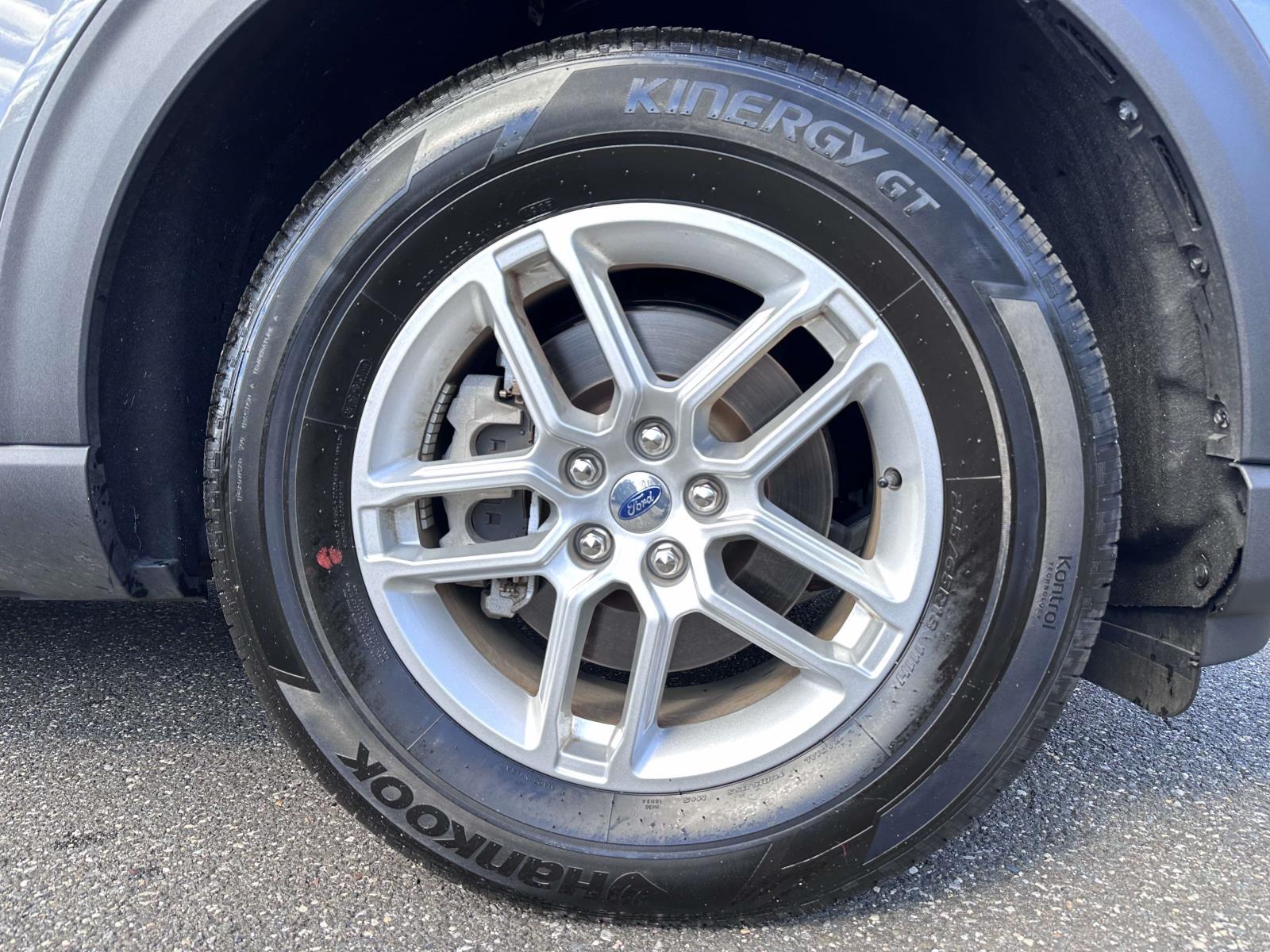 2026 Ford Explorer - $39,989