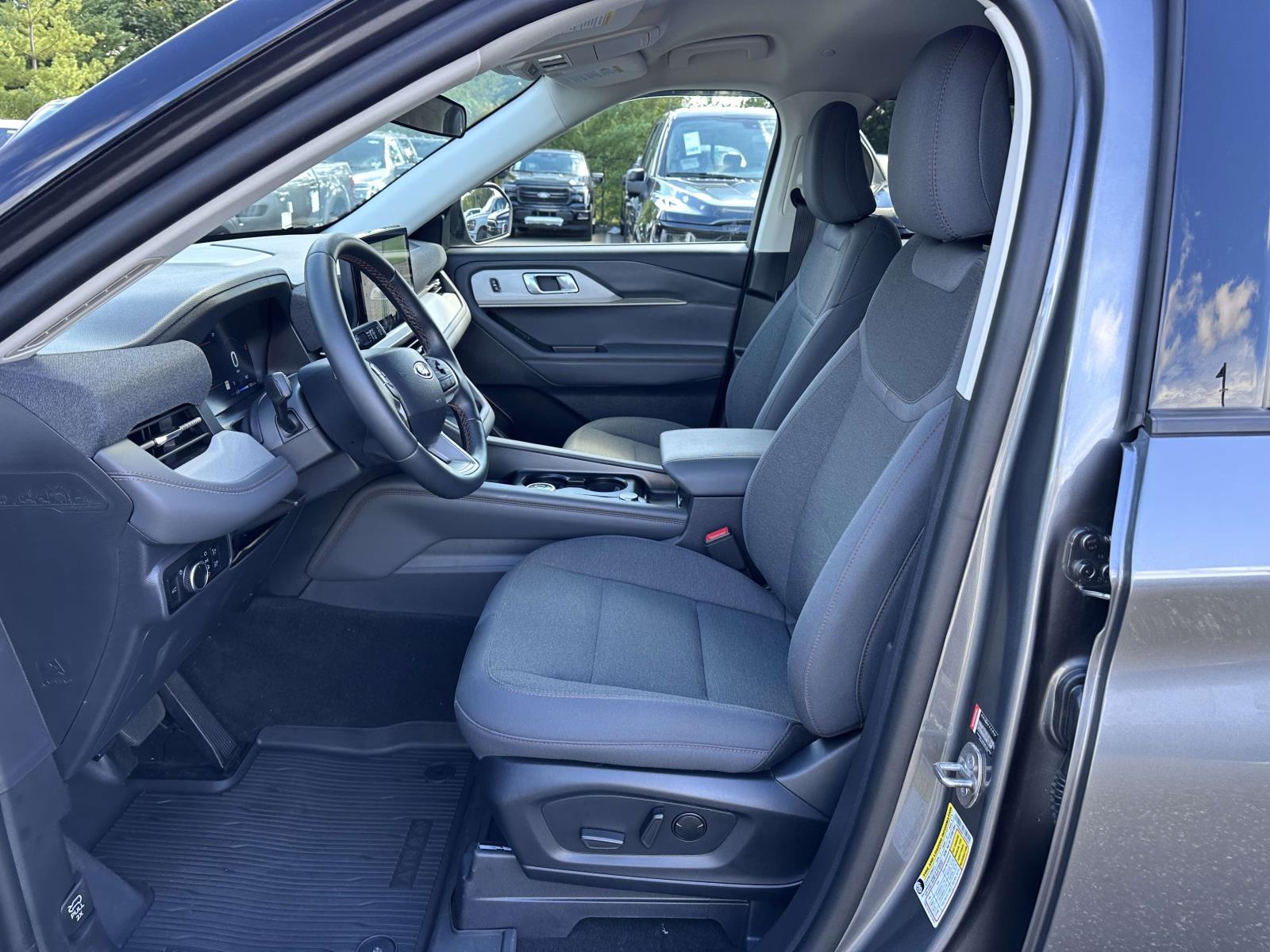 2026 Ford Explorer - $39,989