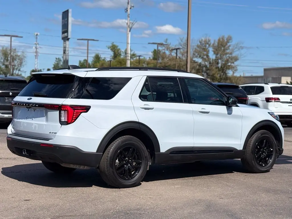 2026 Ford Explorer - $43,500