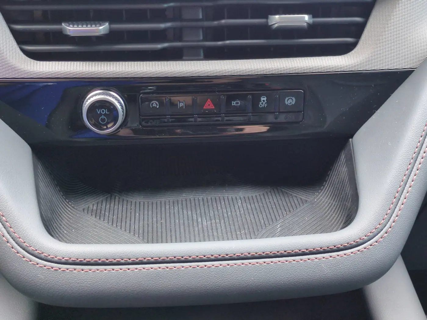 2026 Ford Explorer - $41,995