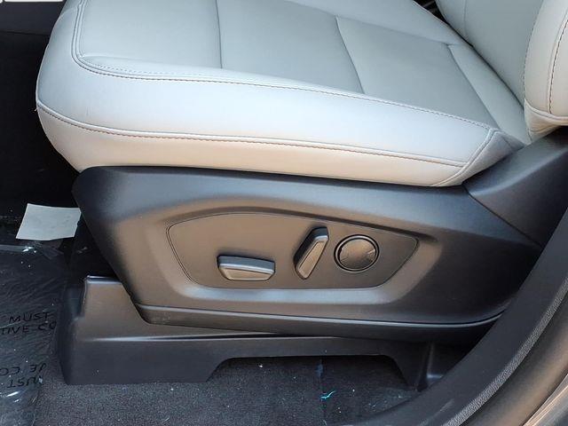 2026 Ford Explorer - $43,549