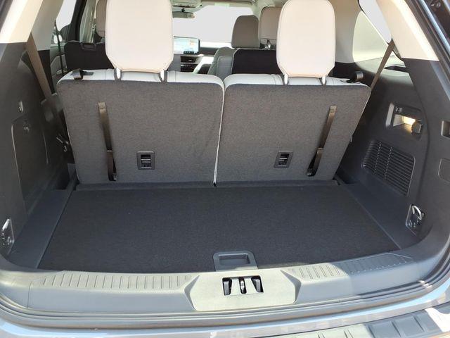 2026 Ford Explorer - $43,549
