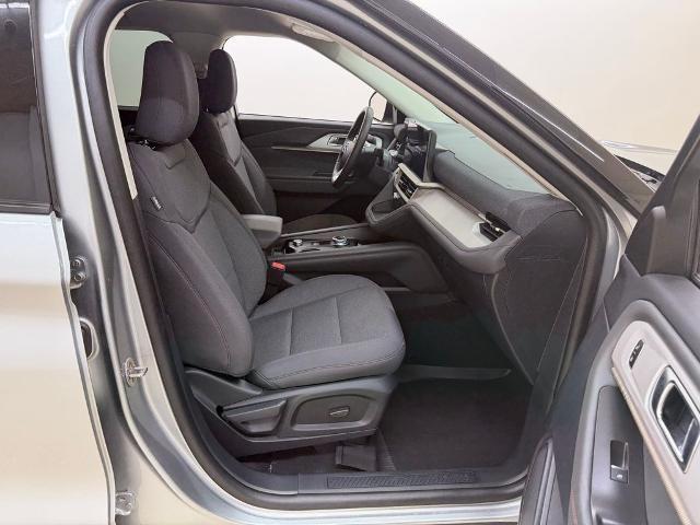 2025 Ford Explorer - $31,365
