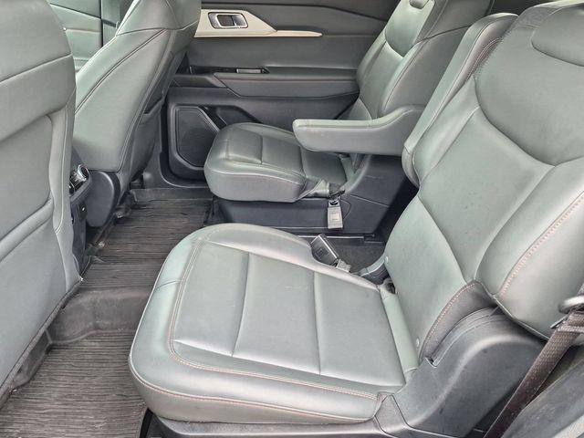 2025 Ford Explorer - $33,150