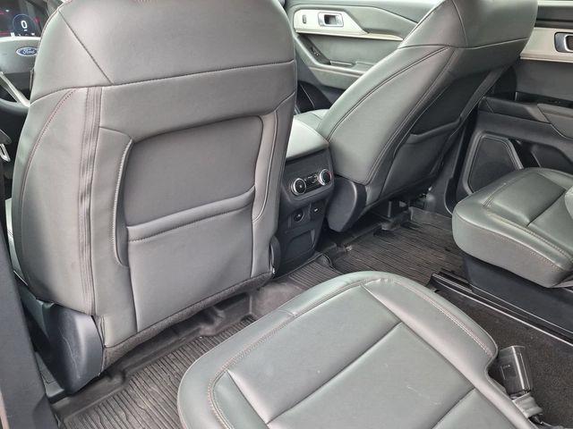 2025 Ford Explorer - $33,150