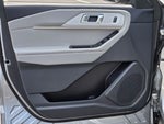 2025 Explorer Thumbnail 19