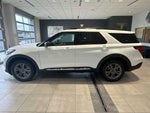 2025 Explorer Thumbnail 6