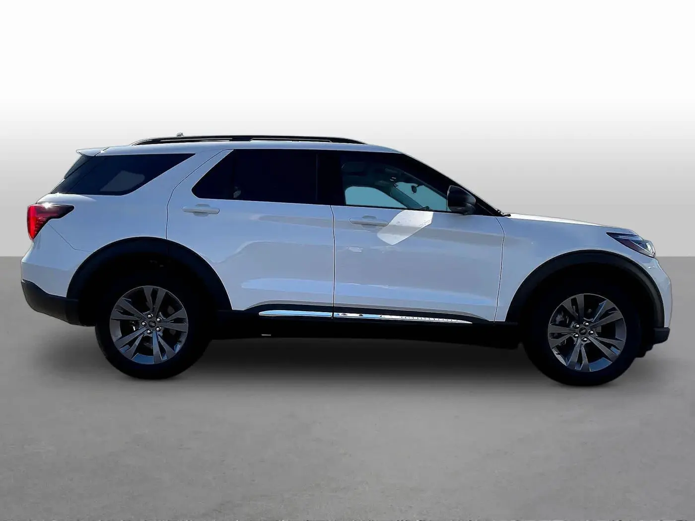 2025 Ford Explorer - $36,307
