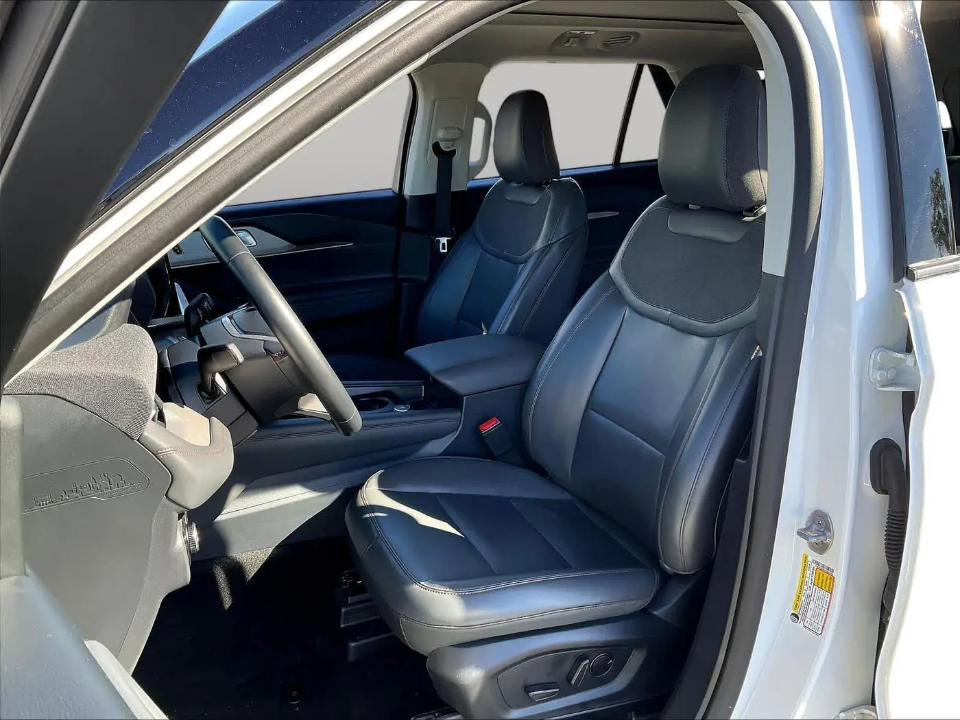 2025 Ford Explorer - $36,307