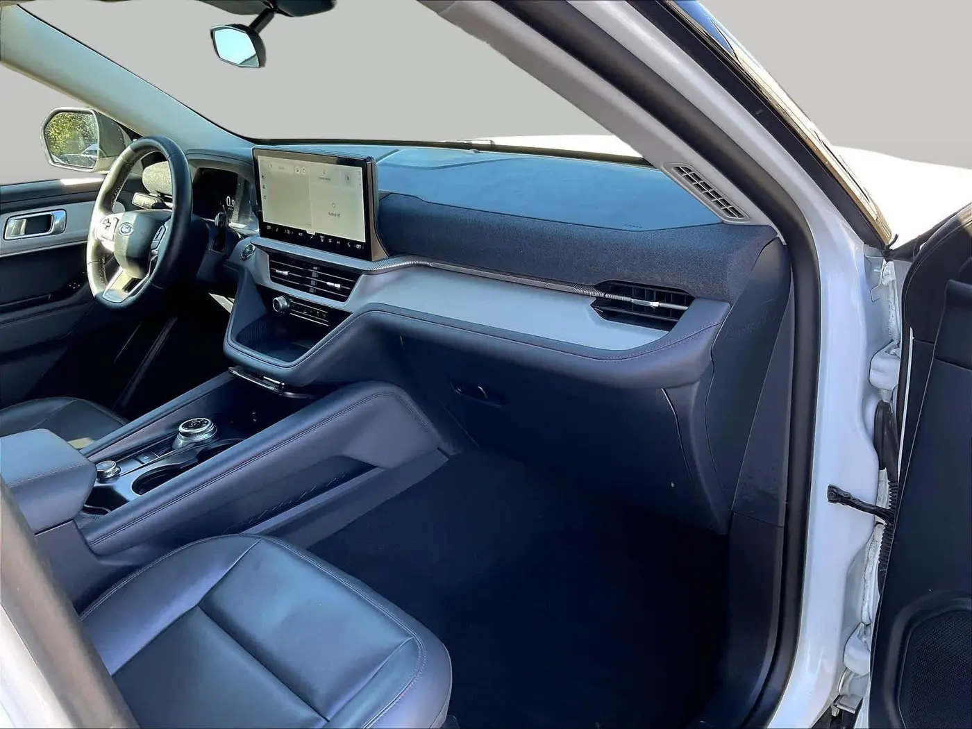 2025 Ford Explorer - $36,307