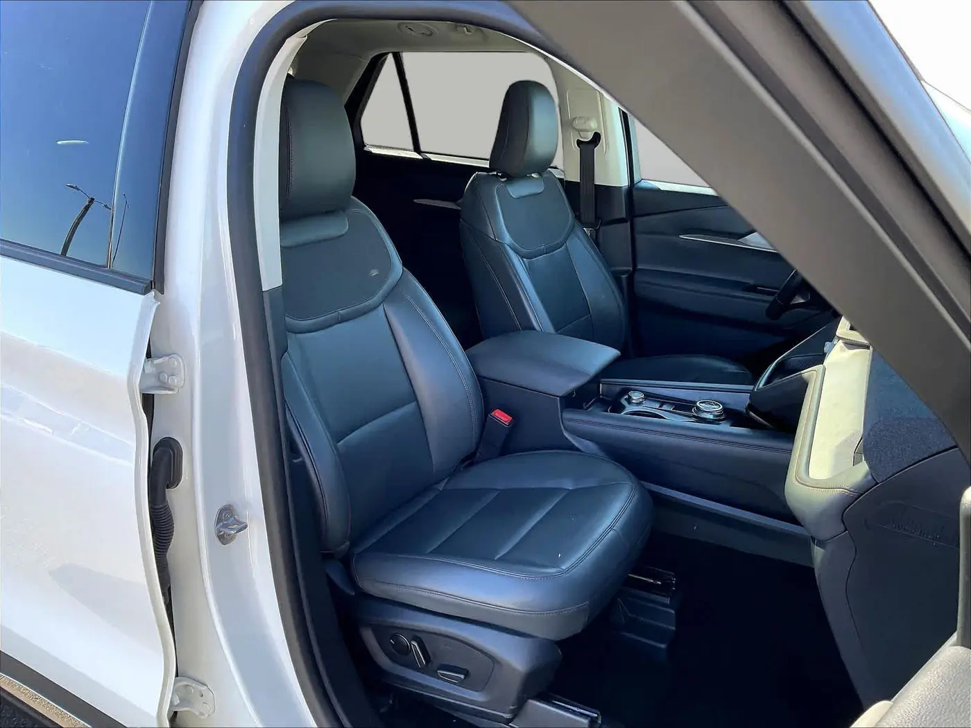 2025 Ford Explorer - $36,307