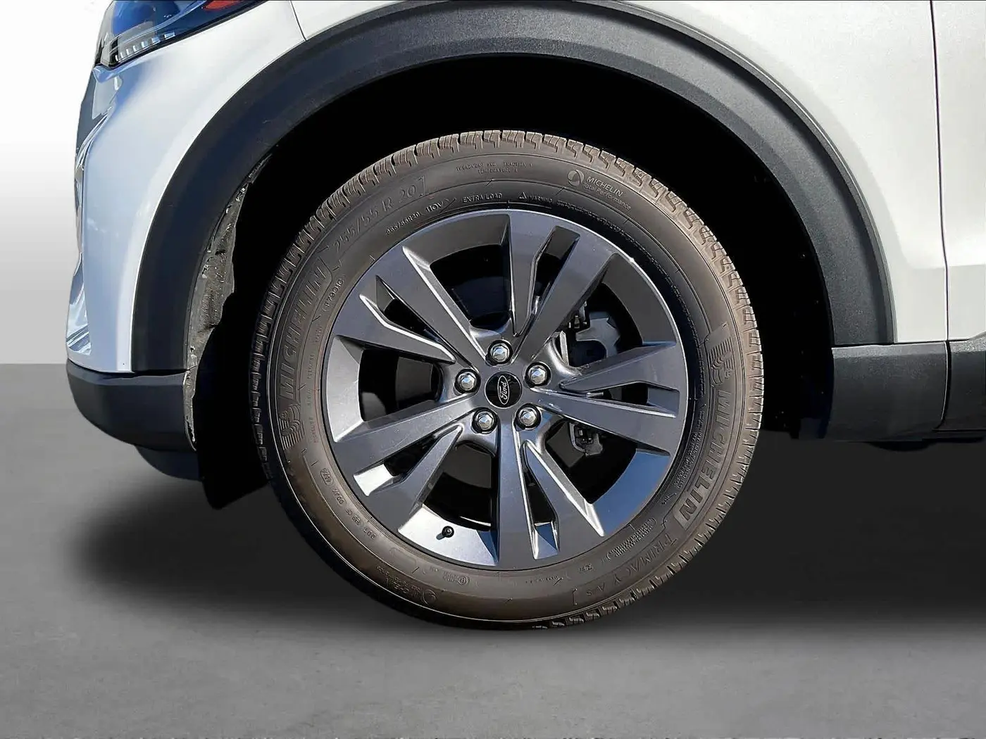 2025 Ford Explorer - $36,307