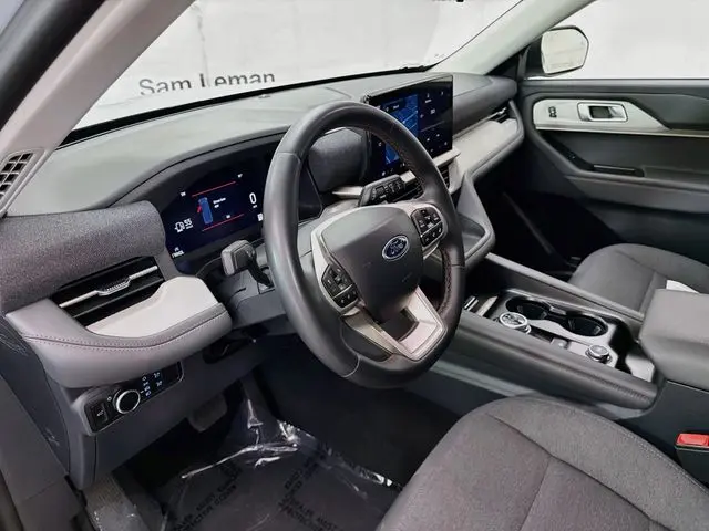 2025 Ford Explorer - $33,307