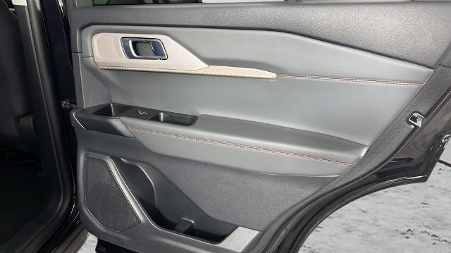 2025 Ford Explorer - $33,179