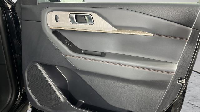 2025 Ford Explorer - $33,179