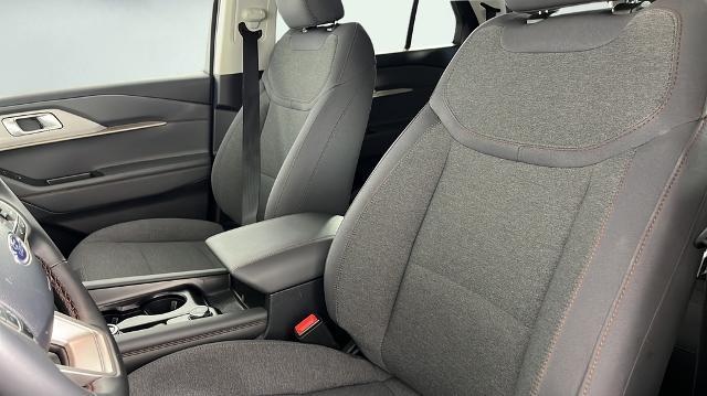 2025 Ford Explorer - $33,179