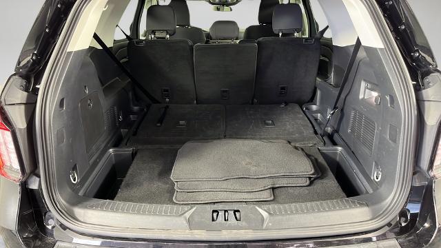 2025 Ford Explorer - $33,179