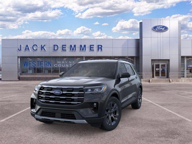 2026 Ford Explorer Active — photo 1 of 12