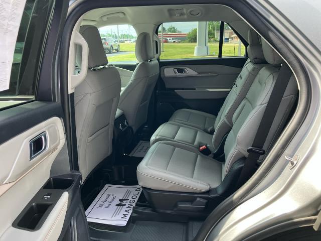 2025 Ford Explorer - $40,992