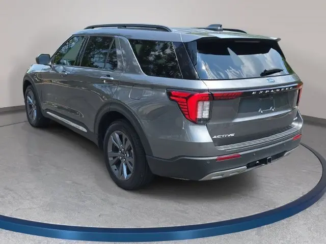 2025 Ford Explorer - $34,980
