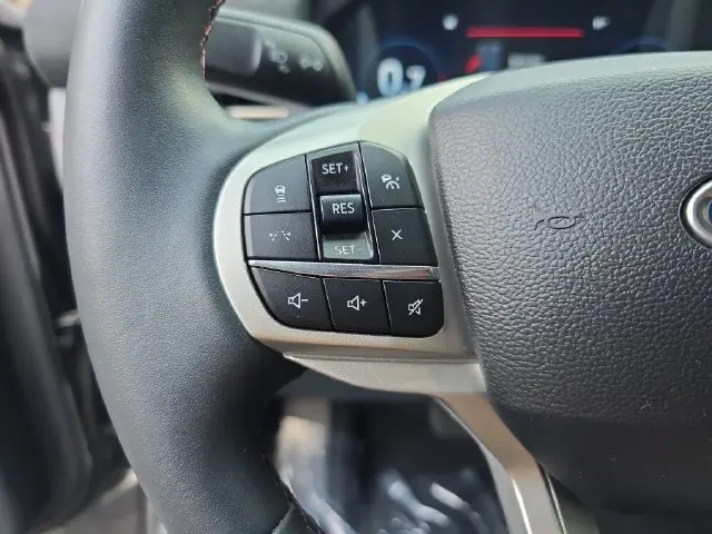 2025 Ford Explorer - $34,980