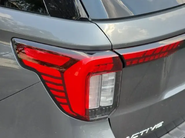 2025 Ford Explorer - $34,980