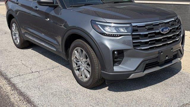 2025 Ford Explorer Active