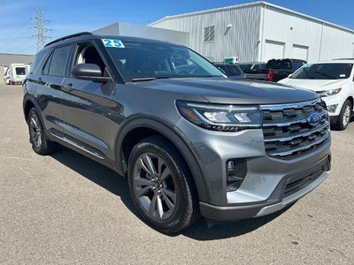 2025 Ford Explorer AWD Active 4DR SUV