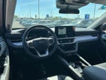 2025 Explorer Thumbnail 15