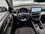 2025 Explorer Thumbnail 22