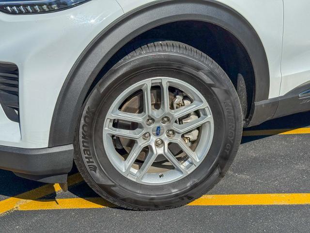 2025 Ford Explorer - $37,635