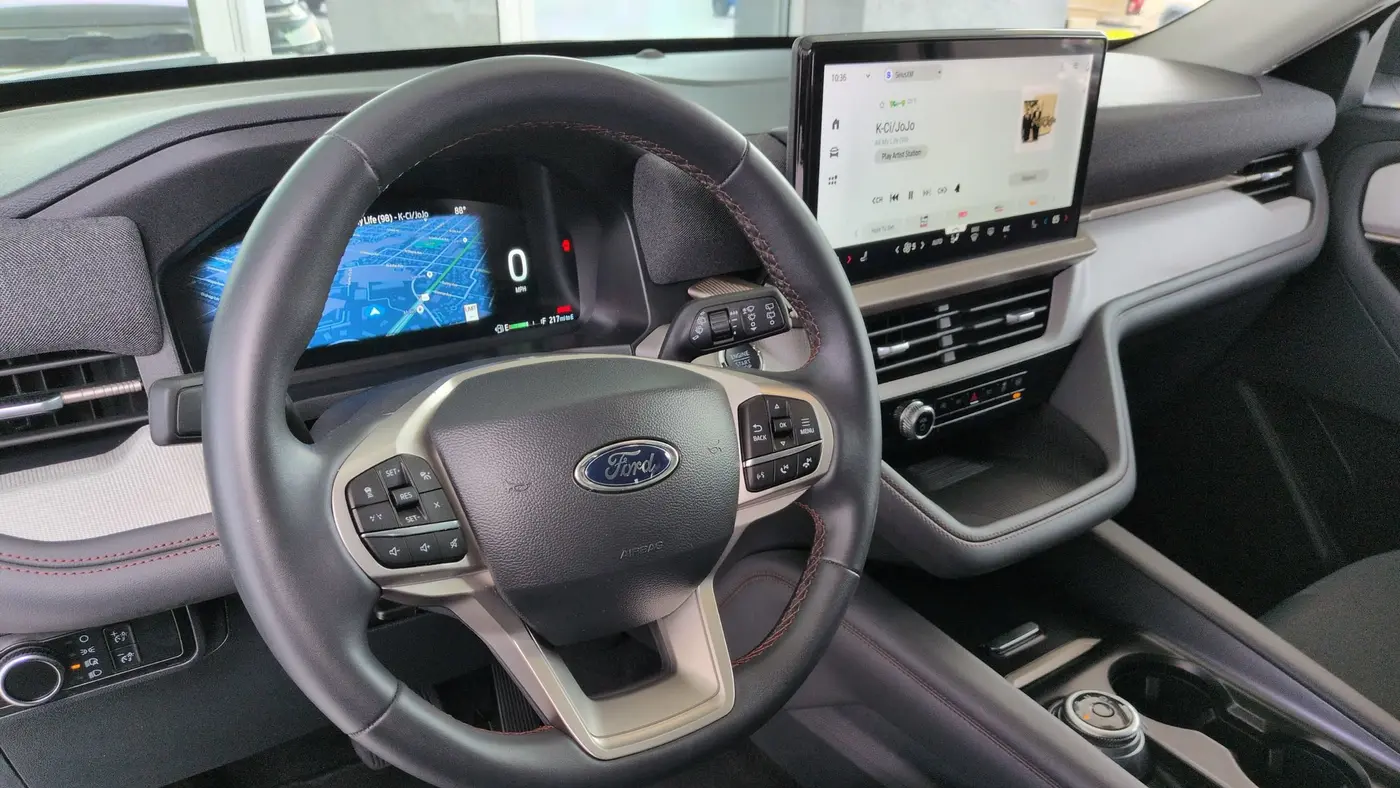 2025 Ford Explorer Active