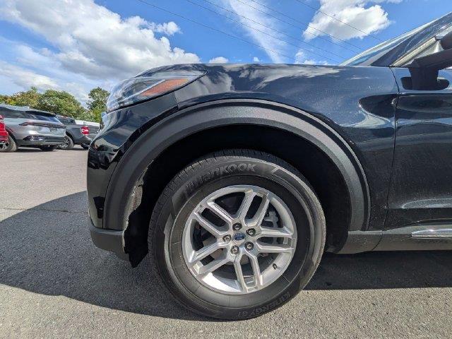 2025 Ford Explorer - $37,995