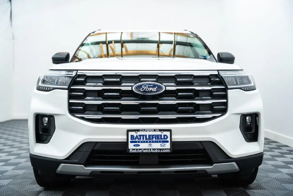 2025 Ford Explorer - $34,000