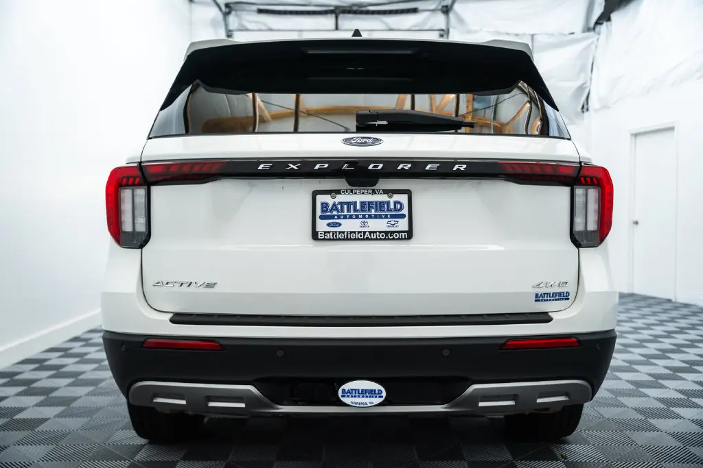 2025 Ford Explorer - $34,000