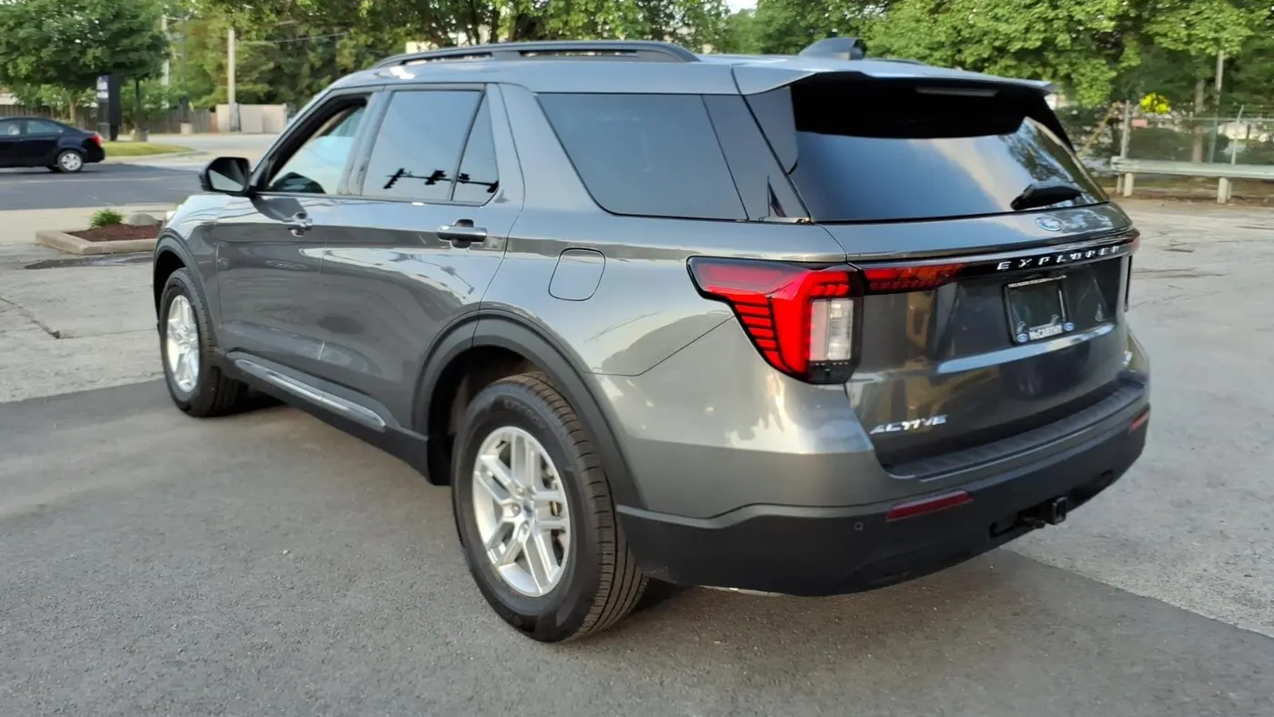 2025 Ford Explorer Active